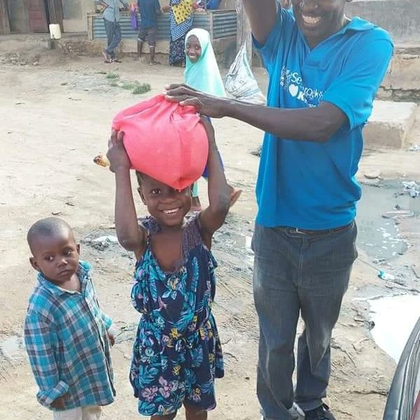 RB_organisation's tweet photo. Food is Love โค๏ธ
We are grateful to Halima Eileen Foundation UK and all our donors for making food possible for our centres, orphanages, senior homes, and deserving families.
#superb
#rbpride
#rbfamily https://t.co/L5nDhlzt0L