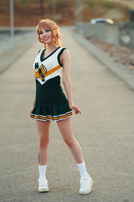 Can everyone stop yelling at me? I&rsquo;m AWAKE  Chrissy costume made by the lovely @witchybreww 💜  📷: @GeekStrongTV