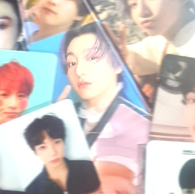 lovey_ouk's tweet photo. #아미트친소
오랜만에 돌아와 탐라가 멈춰버린
저와 트친 해주시와요 ⸝⸝⸝ 🙏🏻💗 https://t.co/kBoF2feRrH