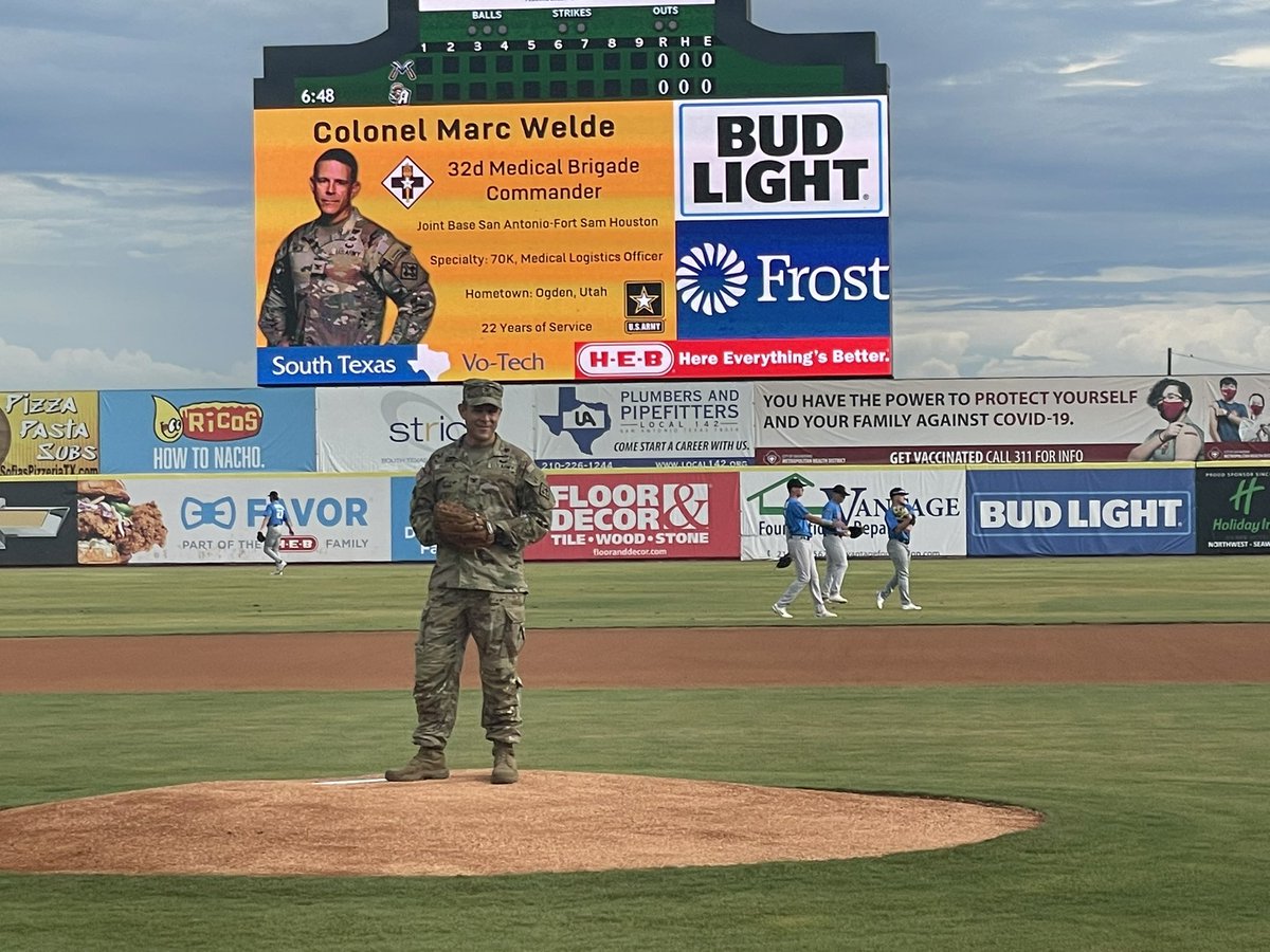 CSMGColon's tweet image. I have the best battle buddy ever! He had the opportunity to throw the first pitch during a Mission game. @weldemr @MEDCoE_CG @DeptofDefense @CSM_CIMT @USACIMT @TRADOC @TRADOCCSM