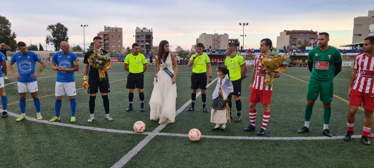 cdtortosa's tweet photo. Avui ens hem desplaçat fins a La Ràpita per disputar el partit de presentació dels del Montsià davant la seva afició.
@uerapitenc 1 (52' Cuenca)
CD TORTOSA 0
📸 Jesús Fdo. "Ebresports"
#PreTemporada #Presentacio #2cat8 #FutbolCat #GolCat #Tortosa #TerresdelEbre https://t.co/IZrRp83wBm