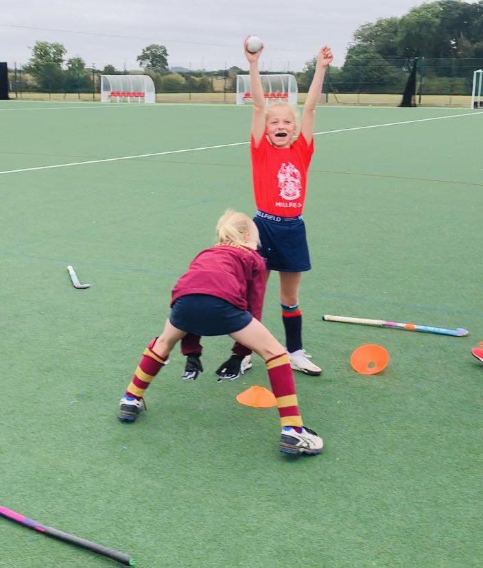 MPS_Sport's tweet photo. That’s a rap for the @MillfieldEnts Junior Hockey Course #lotslearned #endlesssmiles ❤️💙💚 https://t.co/eVp9bfBVOU