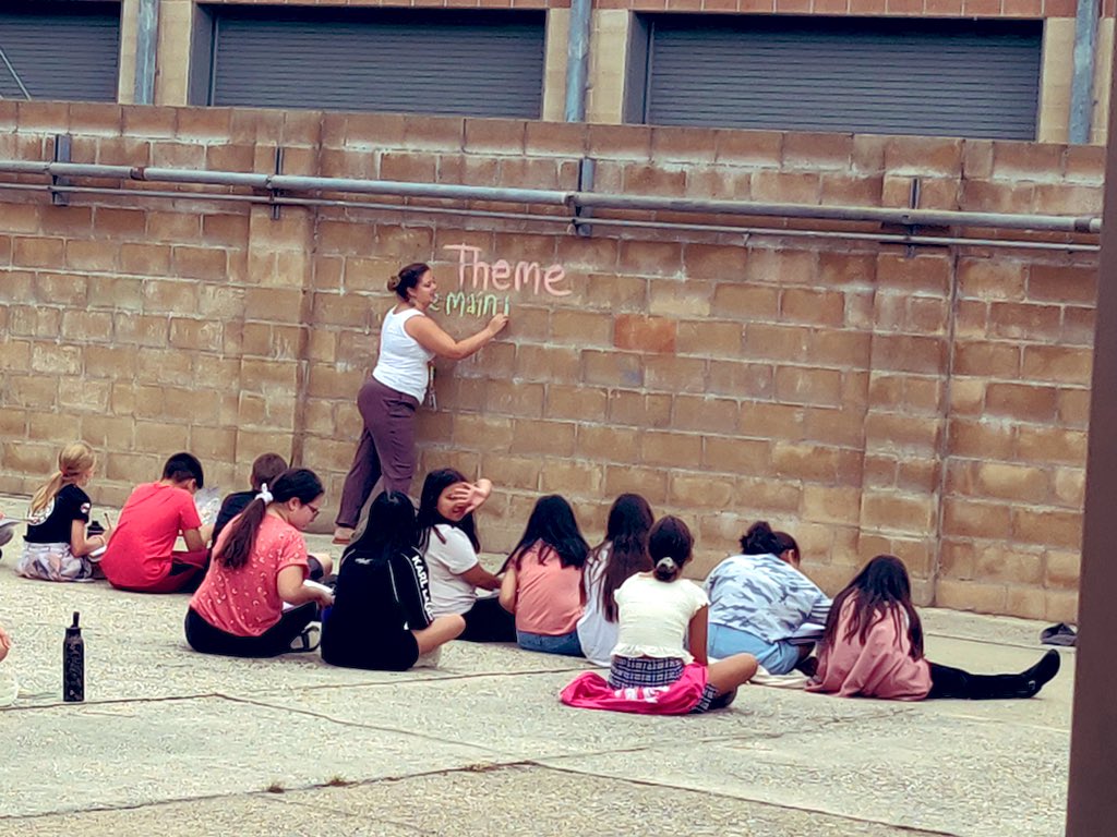 JadeHaverstrom's tweet photo. When the power goes out, but we got material to cover….go old school with chalk. #teachon #kleinfamily #5thgrade #promisetopurpose @KleinISD @EhrhardtKISD https://t.co/AO6YuhH5PH