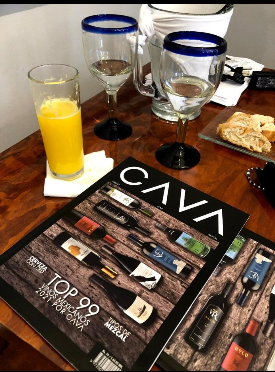 Revista Cava tweet media