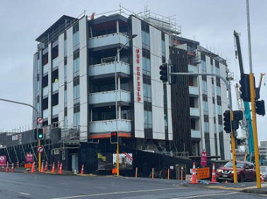 PacifeconNZ's tweet photo. Nearly ready... The Enfield, Mt Eden, 7 storeys, 40 apartments. Basement parking including car stackers. 2 retail spaces on ground floor.
Waide Commercial Construction Ltd
#construction #retail #parking #apartments #building #auckland #residential https://t.co/IQn9juDsO8