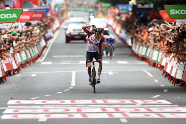 Ciclista Tee’s (@ciclista_app) on Twitter photo Love seeing <a href="/solermarc93/">Marc Soler</a> win at #LaVuelta22 reminds me of the images of him losing his shit at having to wait for a blown #quintana Love seeing <a href="/solermarc93/">Marc Soler</a> win at #LaVuelta22 reminds me of the images of him losing his shit at having to wait for a blown #quintana