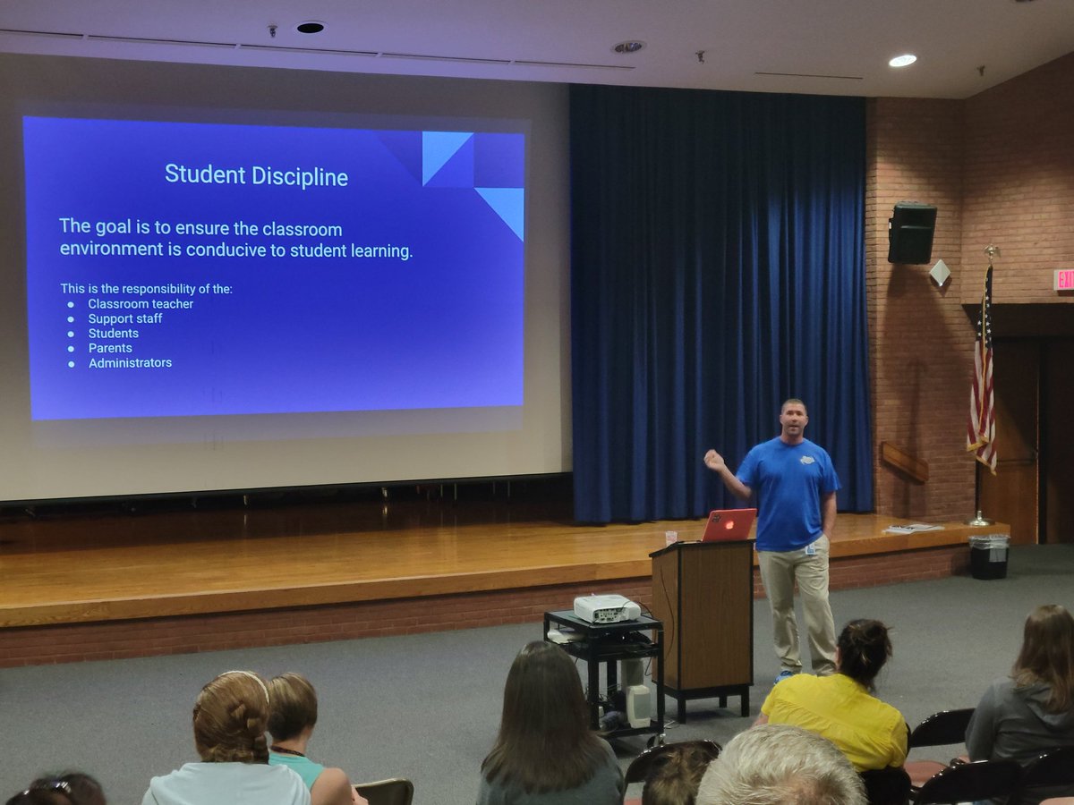 Lindsey Avara tweet media