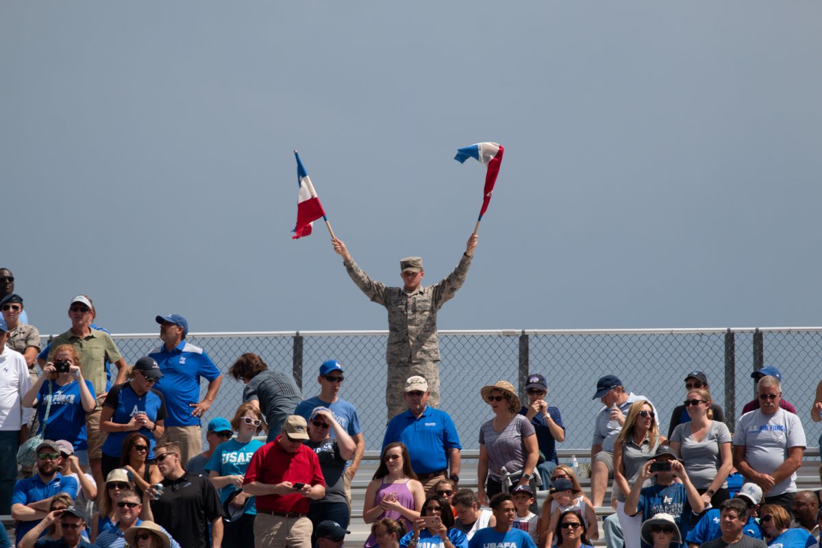 Air Force Falcons tweet media