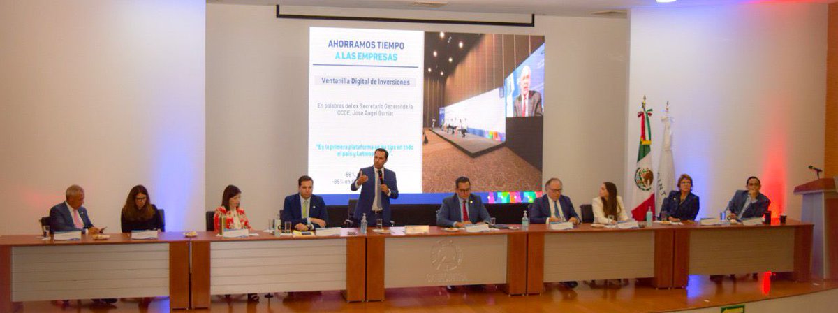 JACentenoR's tweet photo. Muchas gracias Gobernador @MauVila por acompañarnos en nuestro Consejo Directivo Nacional y platicarnos de las ventajas de invertir en #Yucatán. 

¡Nos vemos pronto en #Mérida para celebrar nuestra #CNDSyR2022 con toda la #FamiliaCANACINTRA! 

#VisiónDeFuturo https://t.co/m6neK11RqA