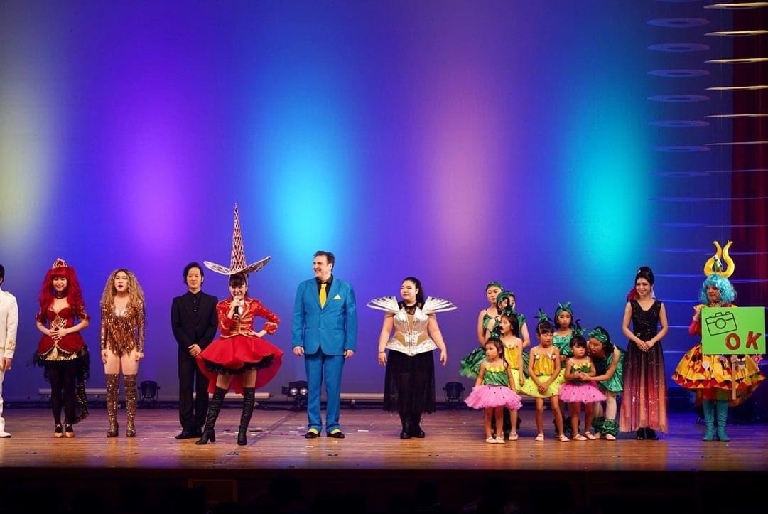 hine527's tweet photo. 福岡のキャナルシティ博多で行われる

Magic Circus Smile  は

世界のTOPジャグラー
David を呼んで、
日本が誇るパフォーマー
Hannah ちゃん
伝伝さん　による
圧巻のパフォーマンスが
繰り広げられます🙋‍♀️

右の写真は
昨年の石垣島での写真です🙋‍♀️
お見逃しなく！

＃伝伝
#Hannah
#DavidBurlet https://t.co/dYI4DP9eOr