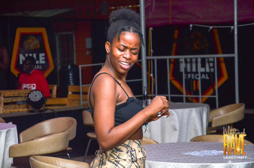 arthur_gum1's tweet photo. If there’s a queen of the night... it’s her
Someone tag her for me, she has over done it

📸 @Ryan_Glen1 
#Court8MidweekRave 
#Ractive https://t.co/RHaC63lzve