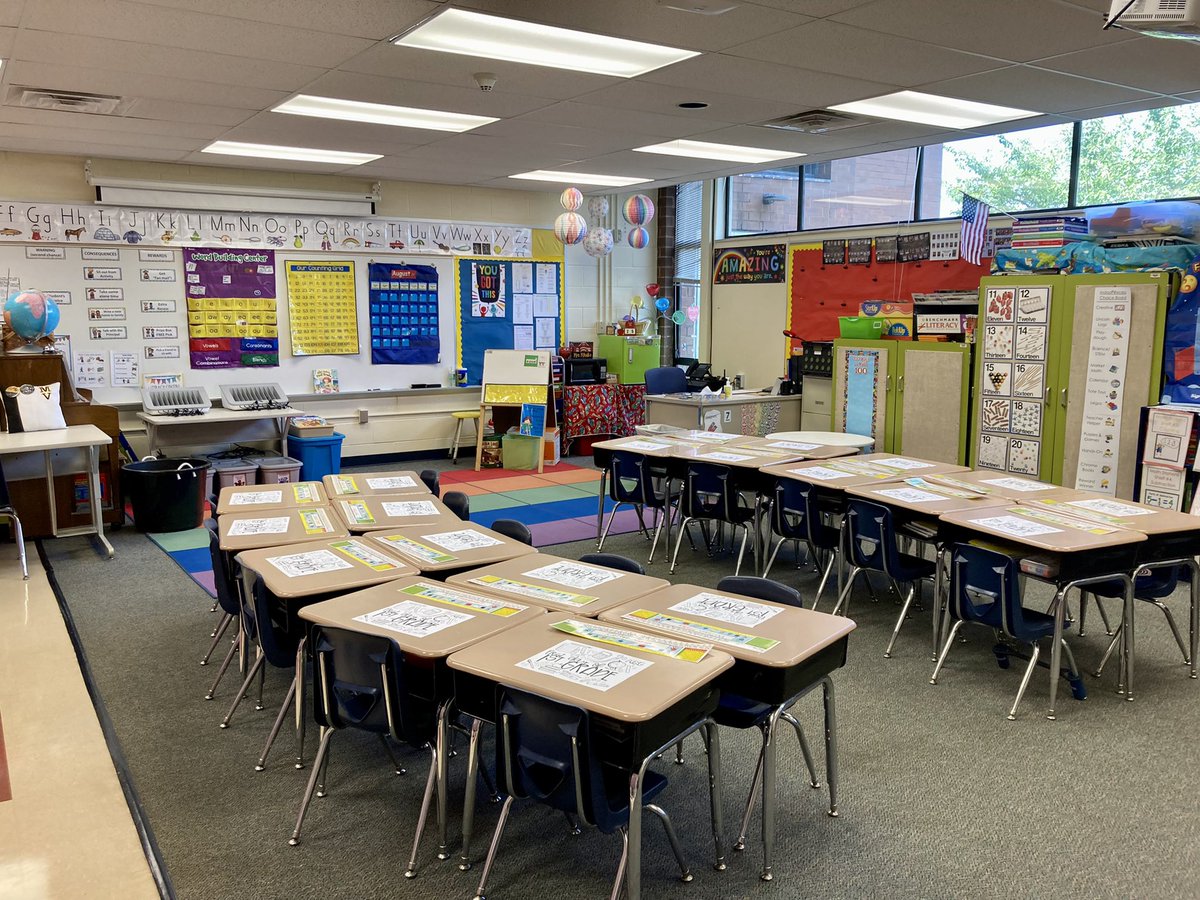 laura_mihalko's tweet photo. ‘‘Twas the Night before First Grade and all through the school, Mrs. Mihalko prepared to meet her students who are so cool!!” 🍎🍏Get some good rest! 
Can’t wait to see you! @MV_Knights #MVReEnergized https://t.co/WQf4FDl875