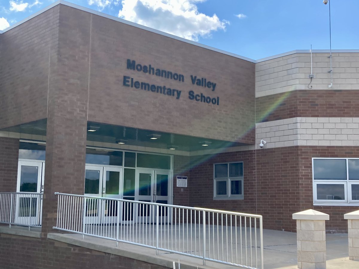 laura_mihalko's tweet photo. ‘‘Twas the Night before First Grade and all through the school, Mrs. Mihalko prepared to meet her students who are so cool!!” 🍎🍏Get some good rest! 
Can’t wait to see you! @MV_Knights #MVReEnergized https://t.co/WQf4FDl875
