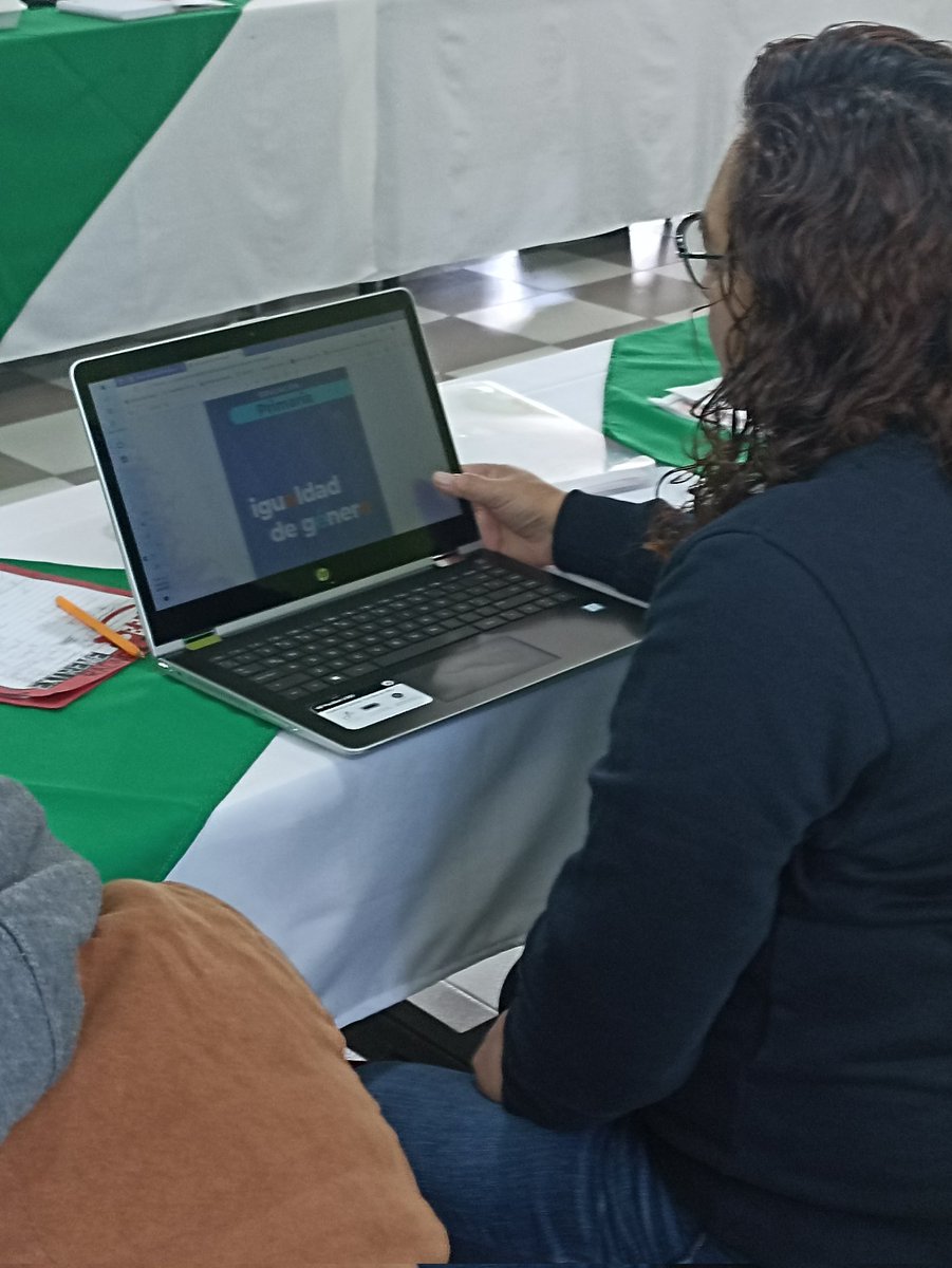 vjimenez688's tweet photo. #USAER8, En la escuela primaria"José Ma. Morelos y Pavón C.C.T.15EPR099R en el municipio de Xonacatlan, Fase intensiva de #CTE y para trabajar en la Estrategia Curricular de #igualdadDeGéneroEdoméx
@gerardomon05
@TinocoGRogelio
@SEB_Edomex 
@lucero082 https://t.co/dVqGAd6Rca