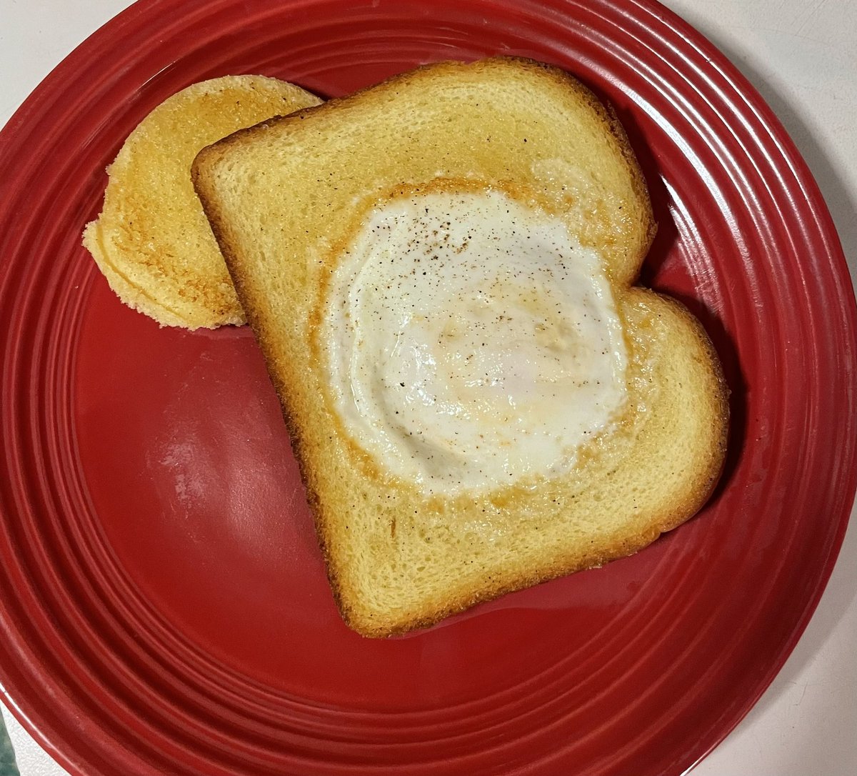 jimhunterb1's tweet photo. Egg in a basket. #eatfood like:
#bullseyeeggs, #eggsinaframe, #egginahole, #eggsinanest, #gashouseeggs, #gashousespecial,
#gasthauseggs, #holeinone https://t.co/coef2cNpnz