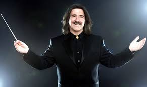 TioViajero's tweet photo. Día 6
Querido sobrino Gobo: ¡Conseguido! Hoy he conocido al mayor artista de la historia contemporánea. Un visionario que ha fusionado la zarzuela con el discopop (Bases rítmicas + género chico = éxito garantizado). Gracias Luis Cobos por existir. https://t.co/2jNR4kQtr6
