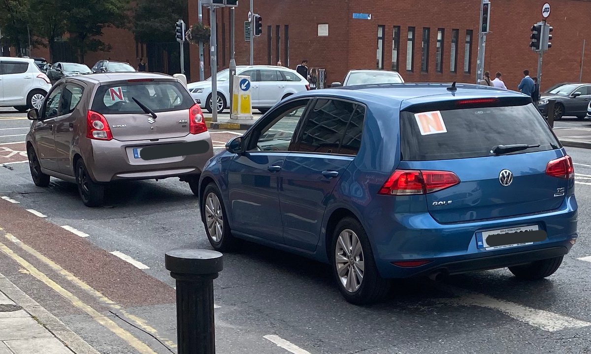 rodger's tweet image. people learning to drive in Ireland have to put a big N sticker on the back of their car  (“novice”) that is functionally identical to the Nebraska helmet. Huskers fans are gonna get here and think there are hundreds of thousands of Irish Nebraska fans