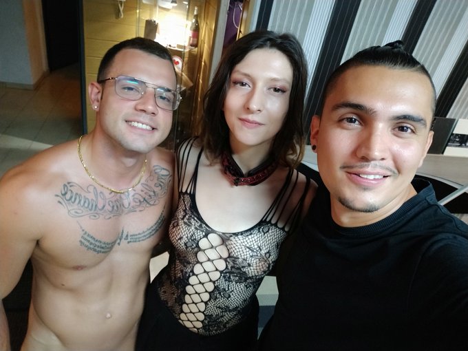 https://t.co/mWgKLdZlFF  New video Online for @maturenl  @MaviBurbujita with Joe Cobretti  Directed by @Maxxx_Record And<a href="/tag/nouvellephotodeprofil"class="tags"><span>#nouvellephotodeprofil</span></a>