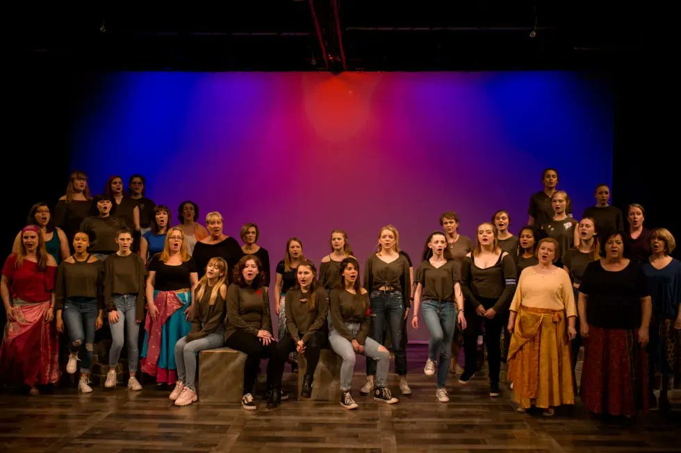 BareBonesShakes's tweet photo. This has all happened before... and it will all happen again:

Commonwealth Theatre Reinterprets 'Henry V' With All-Female Cast https://t.co/aunmyQovQz https://t.co/rqT3GPOmcs