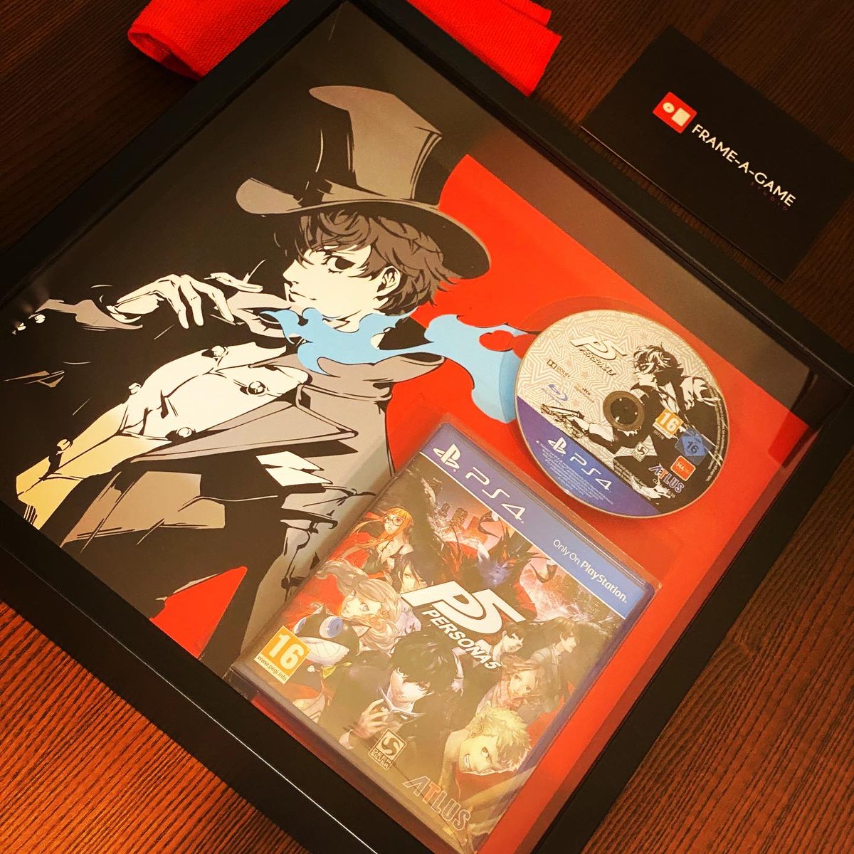 Just going to leave this #Persona5 frame here that I just made for a customer. 😎