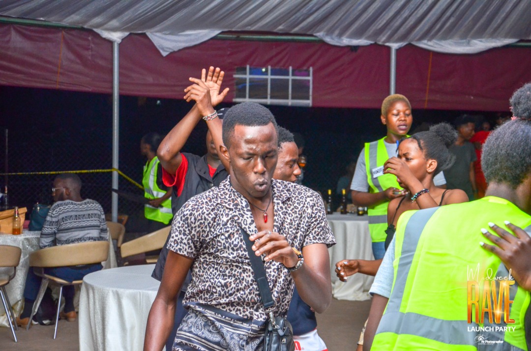 SemugabihJR's tweet photo. Fun is an Understatement for this event
#Ractive
#Court8MidWeekRave https://t.co/KLpLcz1MNf