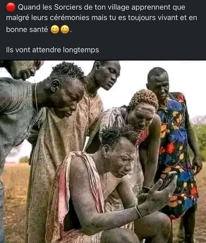okota_glody's tweet photo. Les #occidentaux en ce moment après avoir appris la présence du #ministrecongolais de la défense nationale et des anciens combattants en #RussiePOUTINE. https://t.co/LfEIQU6KqT