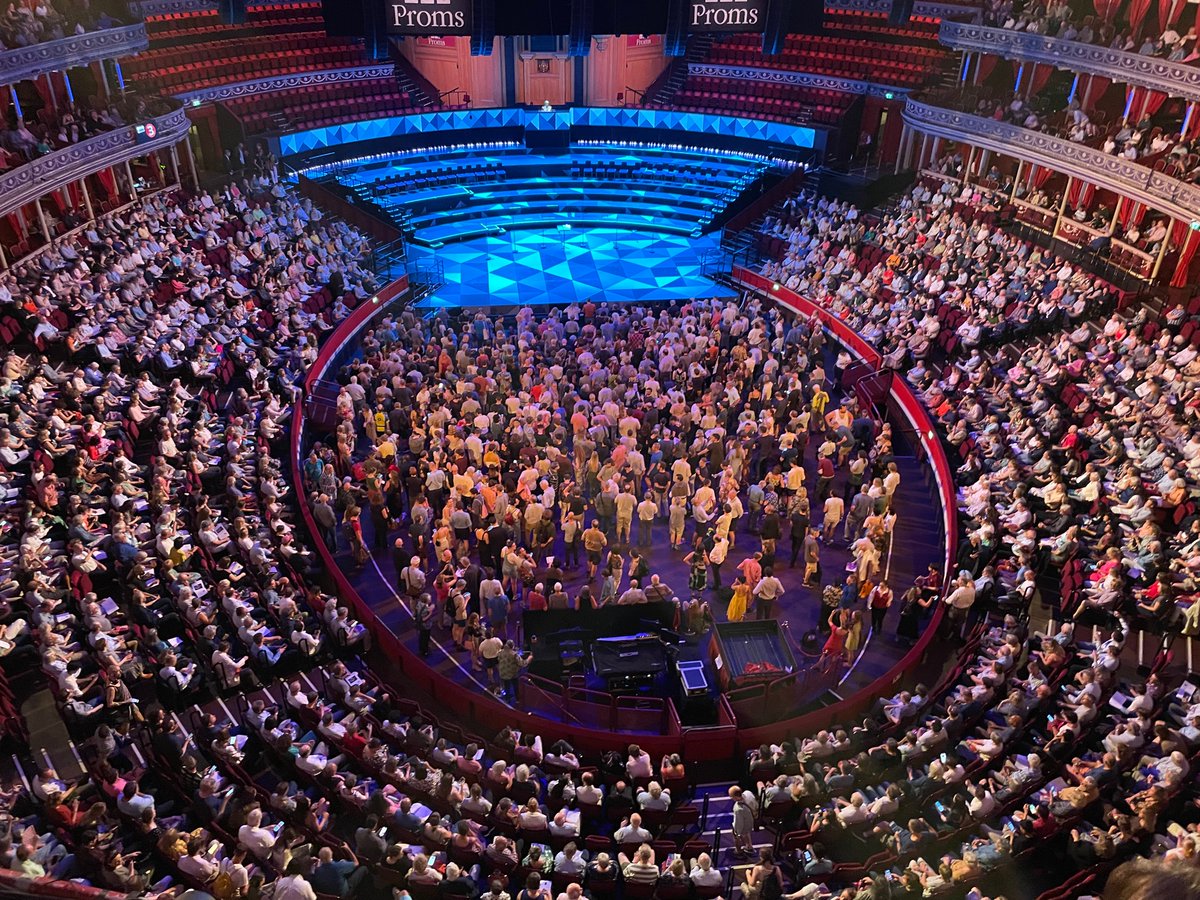 Tell me again that no one wants to hear Renaissance polyphony