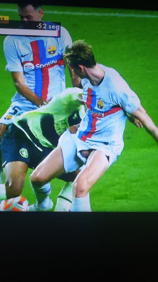 Hot Footballers 🔥 on Twitter "Frenkie de Jong dick slip 😱😱😱😱 https//t
