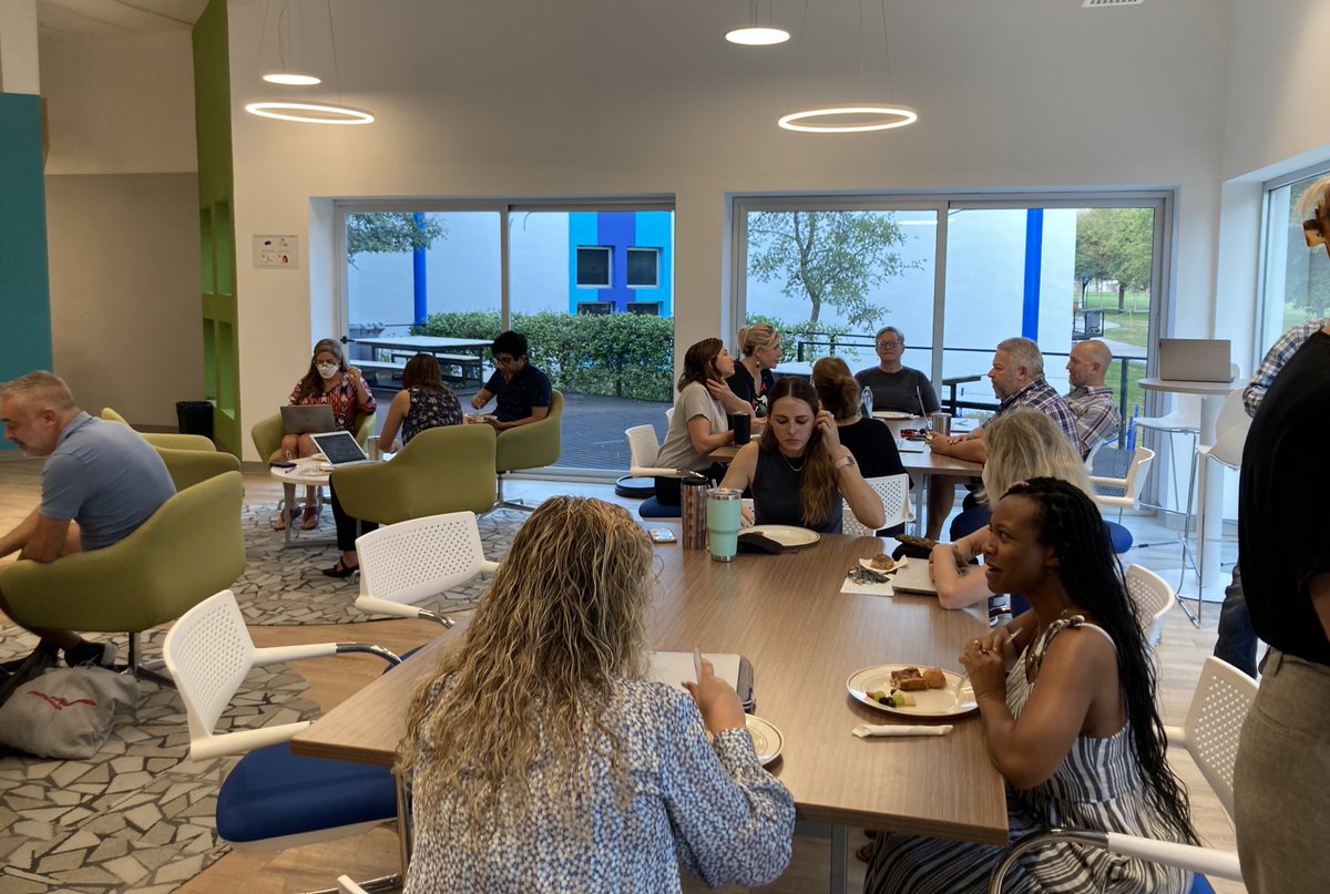 Alce_Gora's tweet photo. Kicked off our Grades 11 &amp; 12 team meetings this morning with a little community building before getting down to work. So excited to be leading the Grade 11 teachers this year. @ASFM_official #GreatHeights https://t.co/42cGbgHyz1