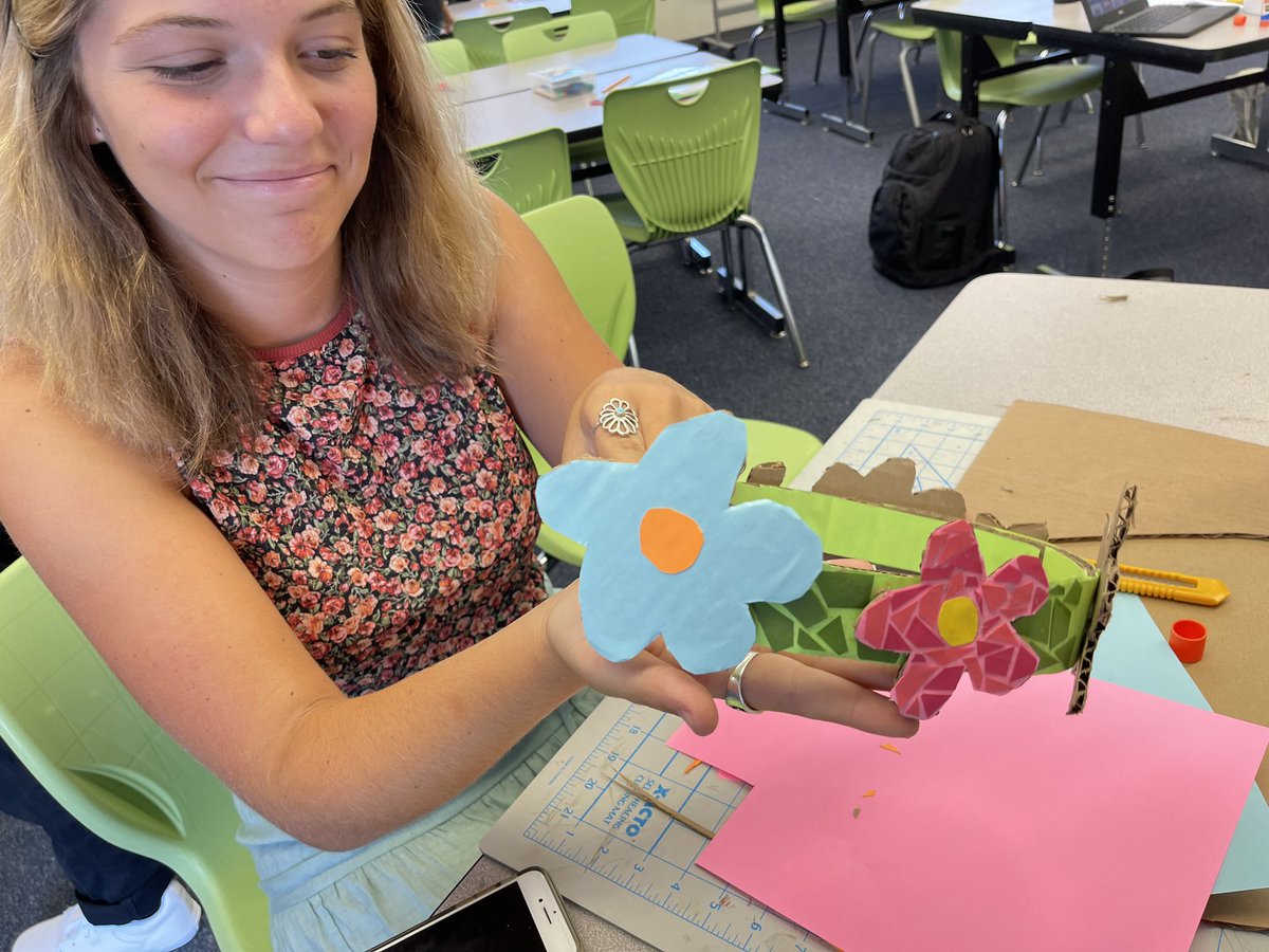 VIDA (6-8 Magnet) tweet media