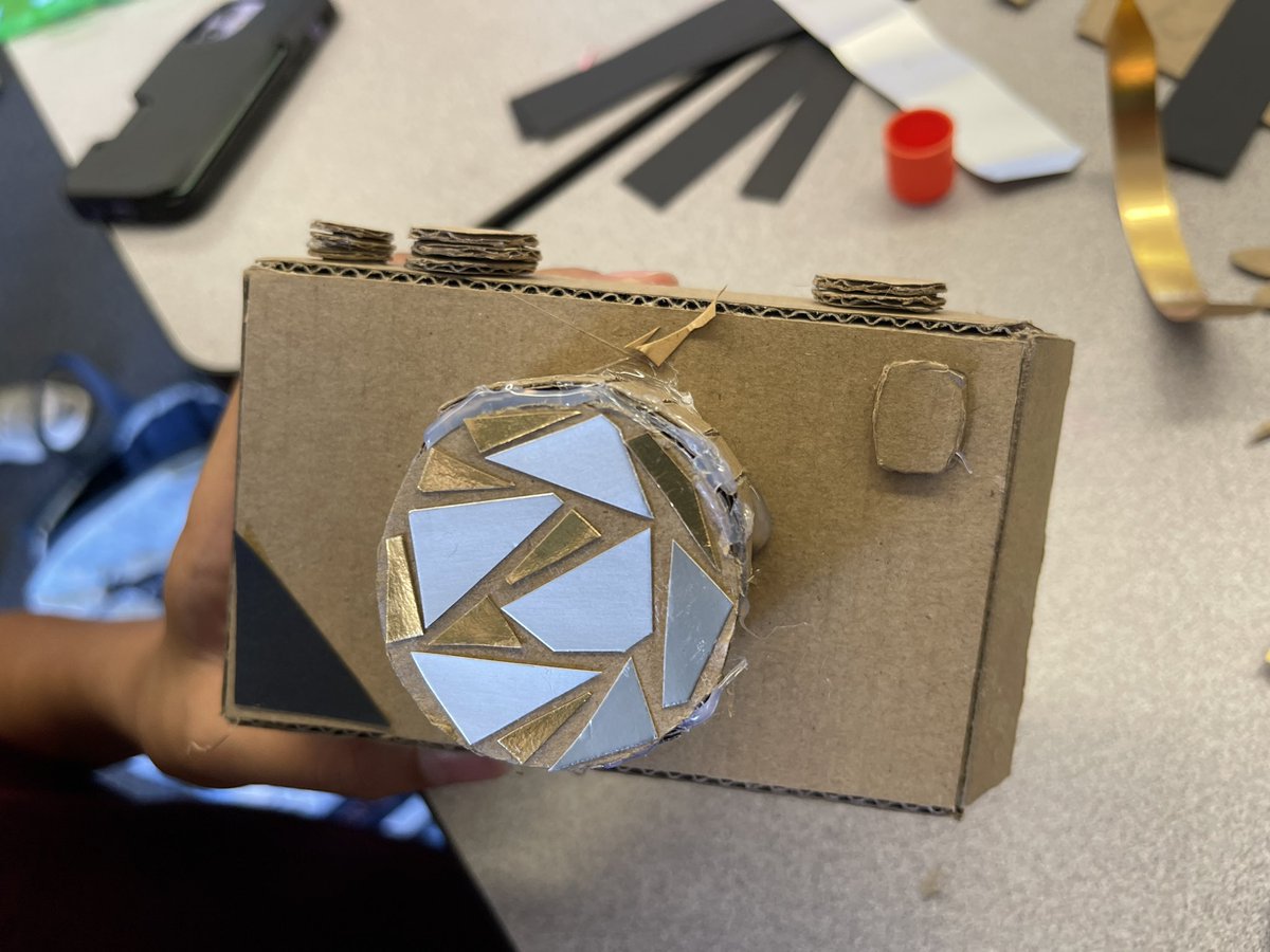 VIDA (6-8 Magnet) tweet media