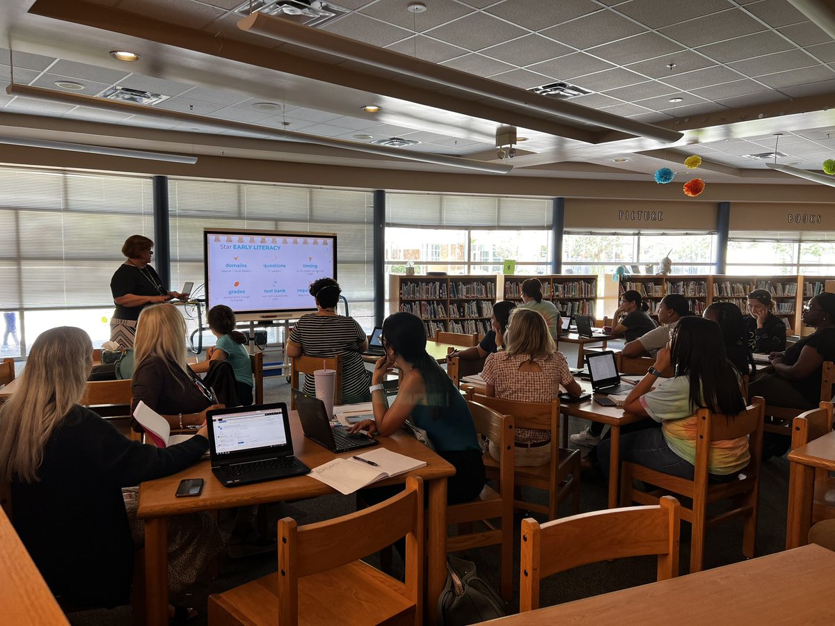 SadlerOCPS's tweet photo. Differentiated Wednesday PD is in full swing at Sadler! ๐โจ @RachelM0tt #sadlerstrong #mustangmagic #differentiatedpd #targetedpd https://t.co/HSrhxftt4o