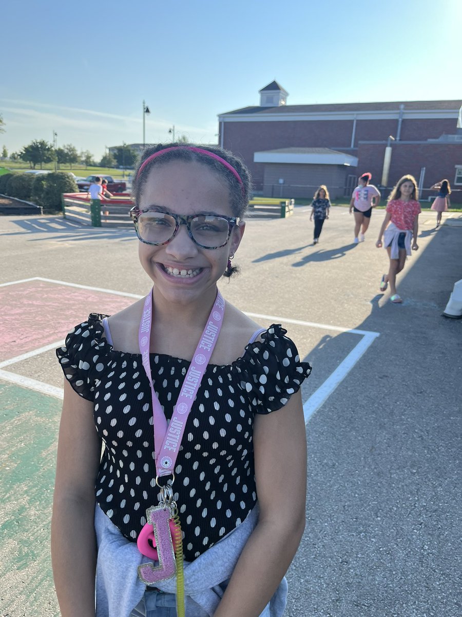 Shannon Thompkins tweet media