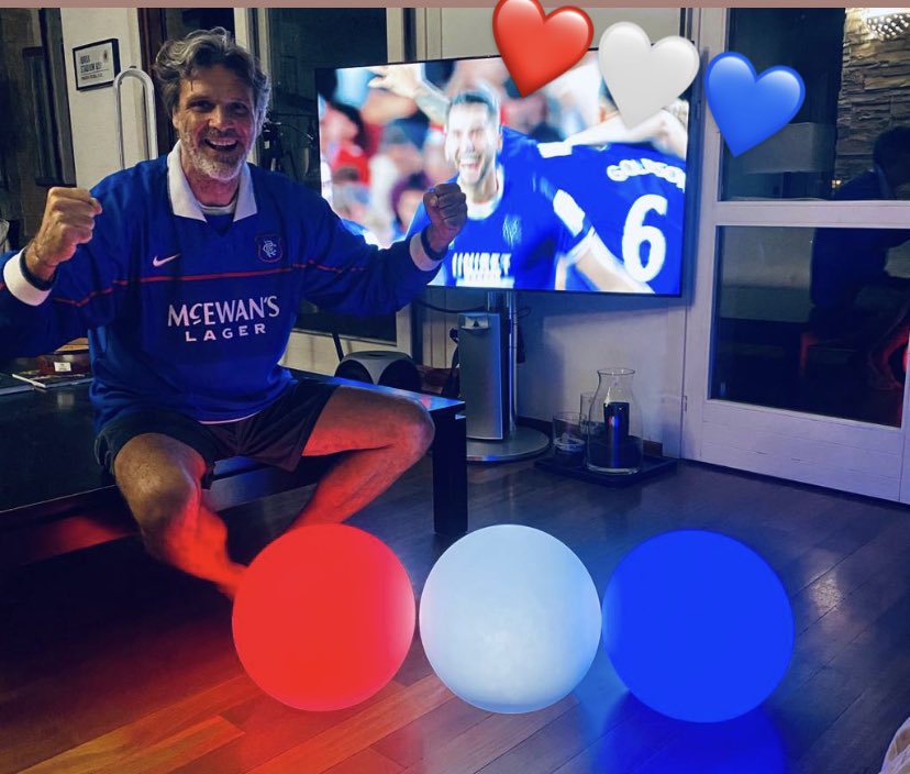 Negri70Marco's tweet photo. Gers are back! 💪🏻💙⚽️ #ucl #ChampionsLeague #psvvran #rangersfc https://t.co/oI0OJA3UwT