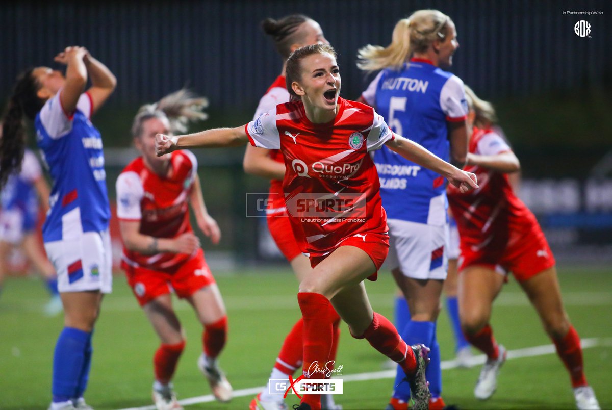 TenchuSports's tweet photo. โฝ๏ธ @CaitlinMcGuinn4 celebrates her 2nd goal of the night for @cliftonvillefc at Solitude.
๐ท ยฉ @CSXSports โข @ChrisScottPics
#NIFL #DanskeWomensPrem #CliftonvilleLadies #LinfieldLadies #WomenInFootball #CSXSports #ChrisScottMedia #Belfast #CaitlinMcGuinness https://t.co/lok4oeArmj