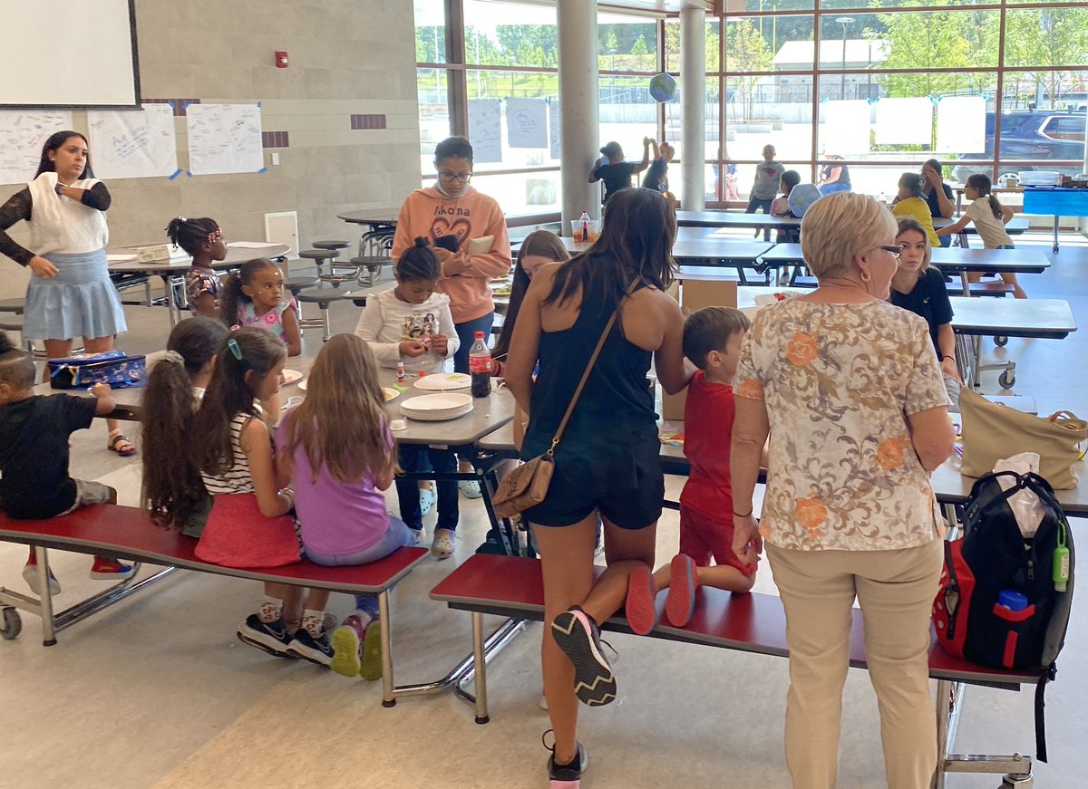 wpsworldlang1's tweet photo. What a day!! #EmbracingMultilingualism conference celebrating the diversity of our community as our district prepares for the 22-23 school year. @worcesterpublic https://t.co/Zkv1piSsY6