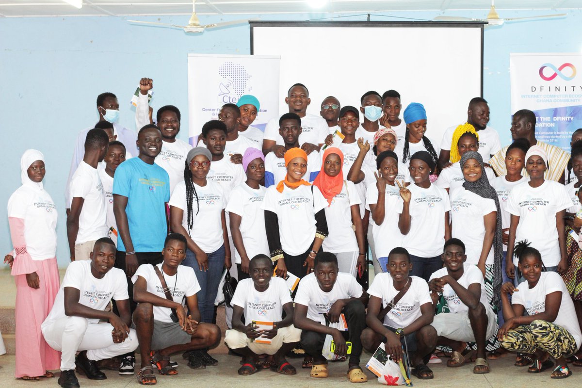 cteil_gh's tweet photo. Hi #DFINITY community..Ghana Dfinity team had a great event over the weekend in the city of Damongo where we Educated the youth about blockchain, the ICP ecosystem and the opportunities available 😊... thanks @cteil_gh @DfDfinity @giulia_guizza @ICPSquad https://t.co/pxxTeDSvgC