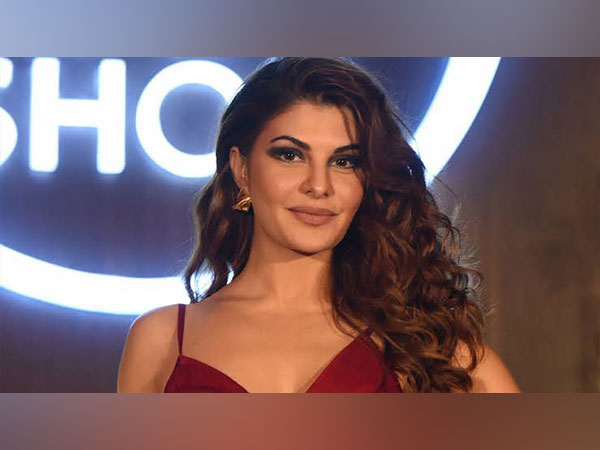 ani_digital's tweet photo. 200 cr money laundering case: Nora Fatehi made witness whereas she's is an accused, Jacqueline alleges ED probe differentiating

Read @ANI Story | https://t.co/iCvlpt4iWf
#moneylaundering #NoraFatehi #JacquelineFernandez #EDProbe https://t.co/ITdrU7Z3pL