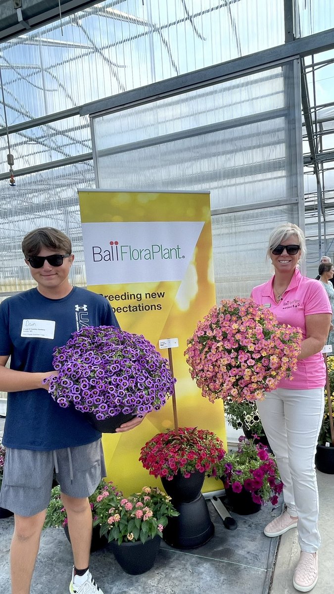 Tanya Carvalho tweet media