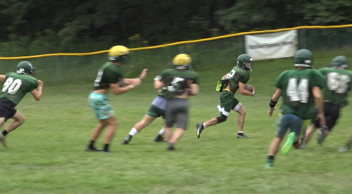 TJEck_TV's tweet photo. Tonight we have a double dose of the #20YardDash as we venture to the Mountain State and check in with @PenCoSchoolsWV &amp; @EastHardyHigh 

More tonight on @WHSVnews! https://t.co/5gUkEoxwHb