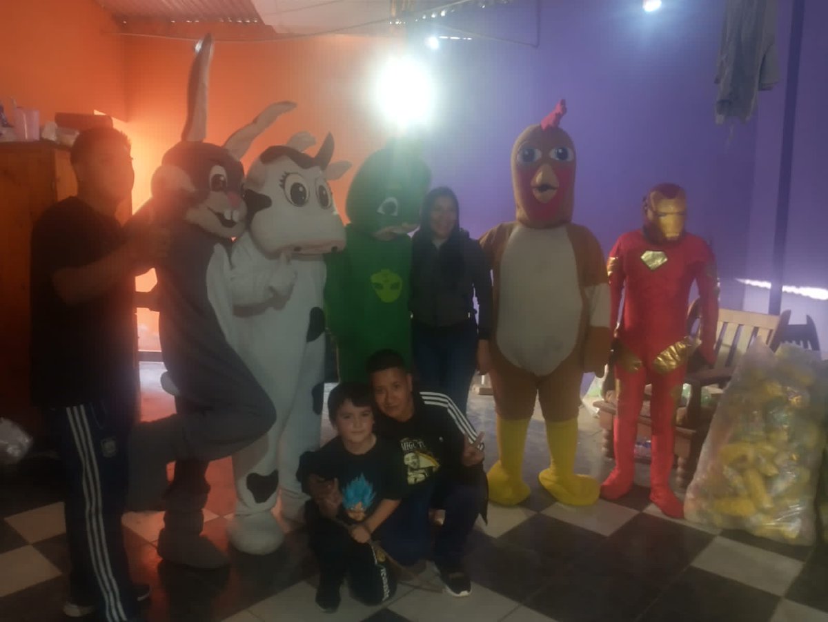 ArribaJujuy's tweet photo. FESTEJAMOS EL DIA DE LA NIÑEZ EN CHALICAN

En la localidad de #Chalican, perteneciente al departamento Ledesma, festejamos el día de la niñez.

⬇️⬇️⬇️ https://t.co/SLkI5oM2Wo