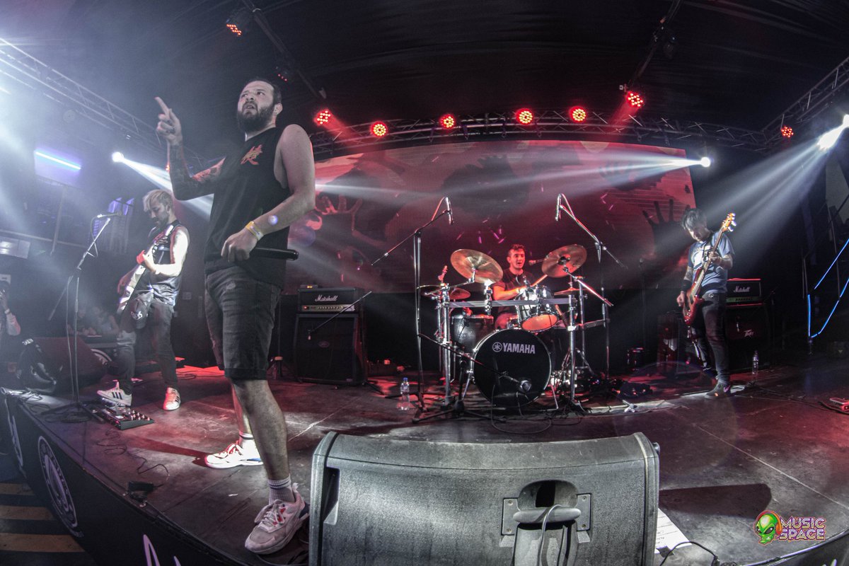 Gracias a toda la jauría que cayó al Detonation Fest 2022. Gracias a <a href="/4CUARTOS/">4CUARTOS</a> por el apoyo y la invitación.  Gracias a <a href="/Musicspacecolo1/">Musicspacecolombia</a> por las fotos! Nos vemos pronto!