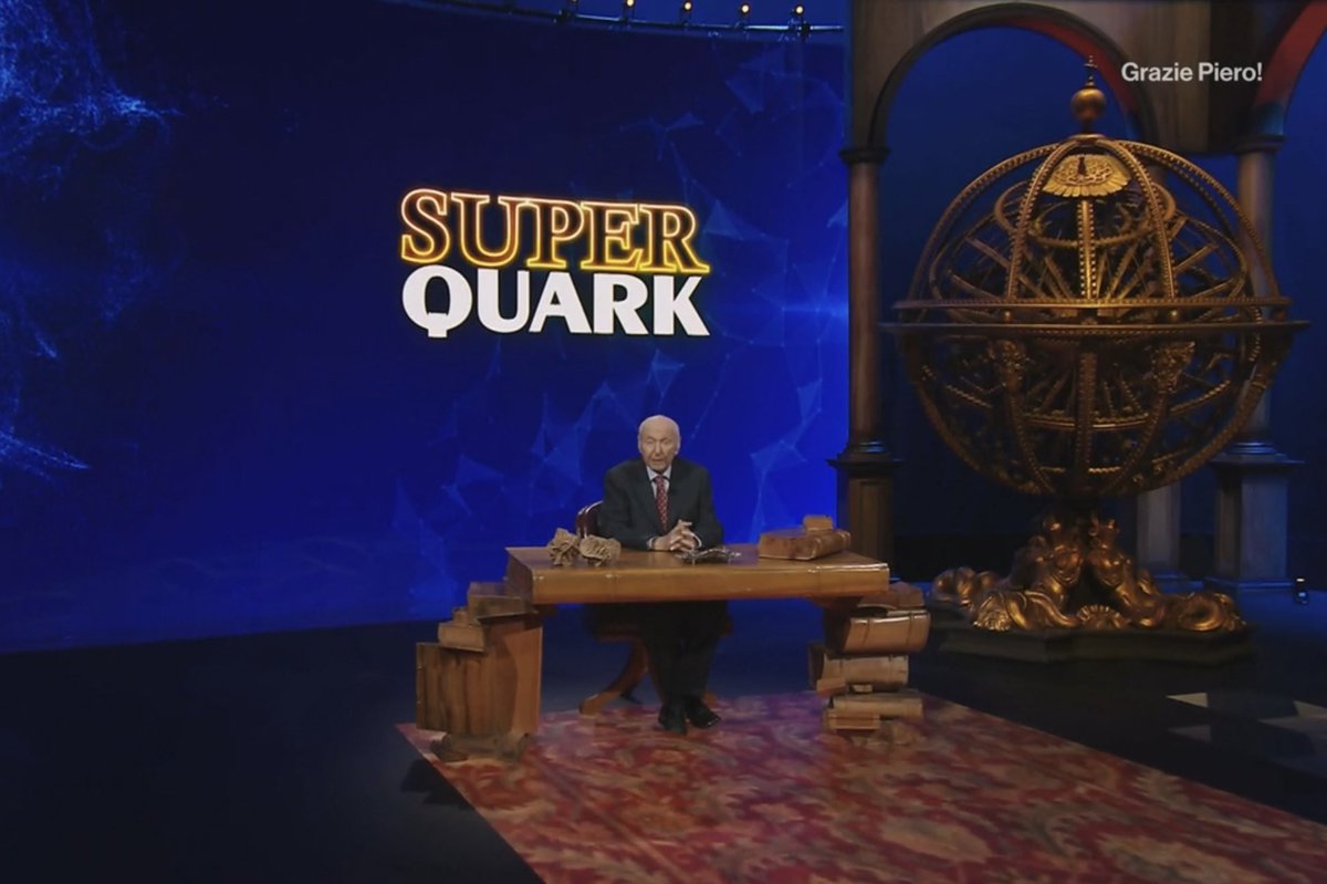 Con questo "arrivederci" si chiude un'era, cominciata registrando su nastro le puntate di Quark. Grazie di tutto Piero Angela 💔 #PieroAngela #Superquark
