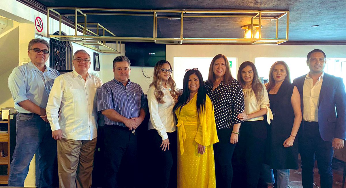 IMCPSONORA's tweet photo. La Secretaria de nuestro Consejo Directivo, @mgpe_rd, asistió en representación de nuestra Presidente @ryamibaz, al desayuno empresarial que organizó @hortensiagalaz presidente de @AMMJE, con el objeto de dar a conocer la “Cumbre Empresarial 2022”, con el tema #METAVERSA. https://t.co/LNIeVbJA0Z