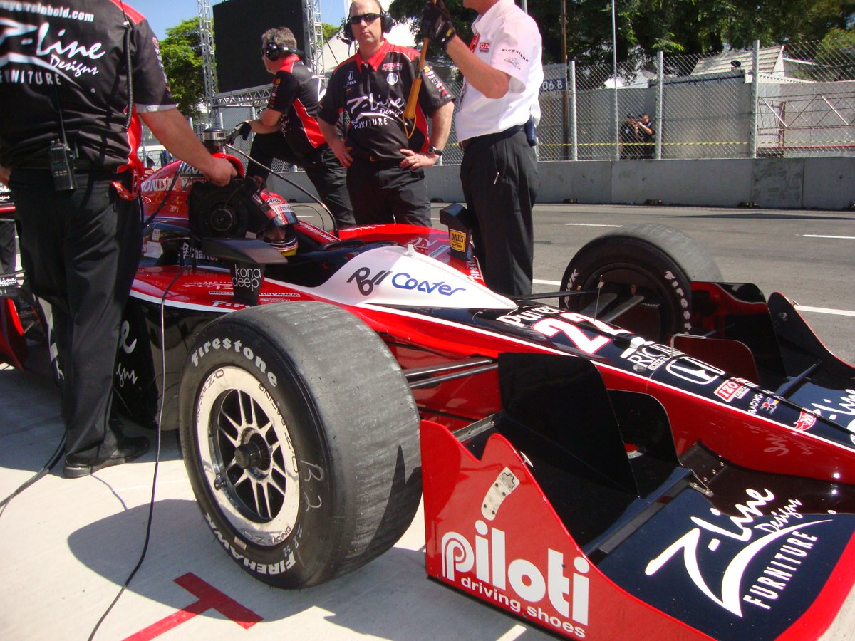 jackson2lincoln's tweet photo. 🏆 E já se vão 7 anos do saudoso @justin_wilson!

🍾 O cara sempre passava com aquele sorrisão no rosto na #SPINdy300 de 2010!

🏁 O cara que deu a @DaleCoyneRacing a primeira vitória na história da categoria!

📲 #BlogNAIndy #IndyCar #Indy #Brasil 📽️ https://t.co/rEpUUSwV8N