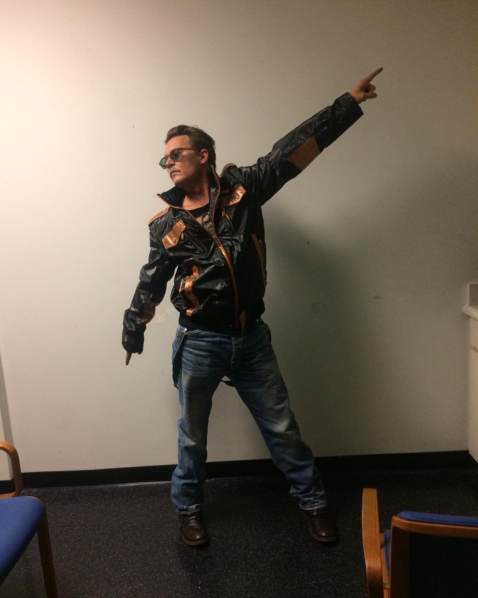 jxnsmanager's tweet photo. THIS johnny depp picture https://t.co/WeniRDXQf7