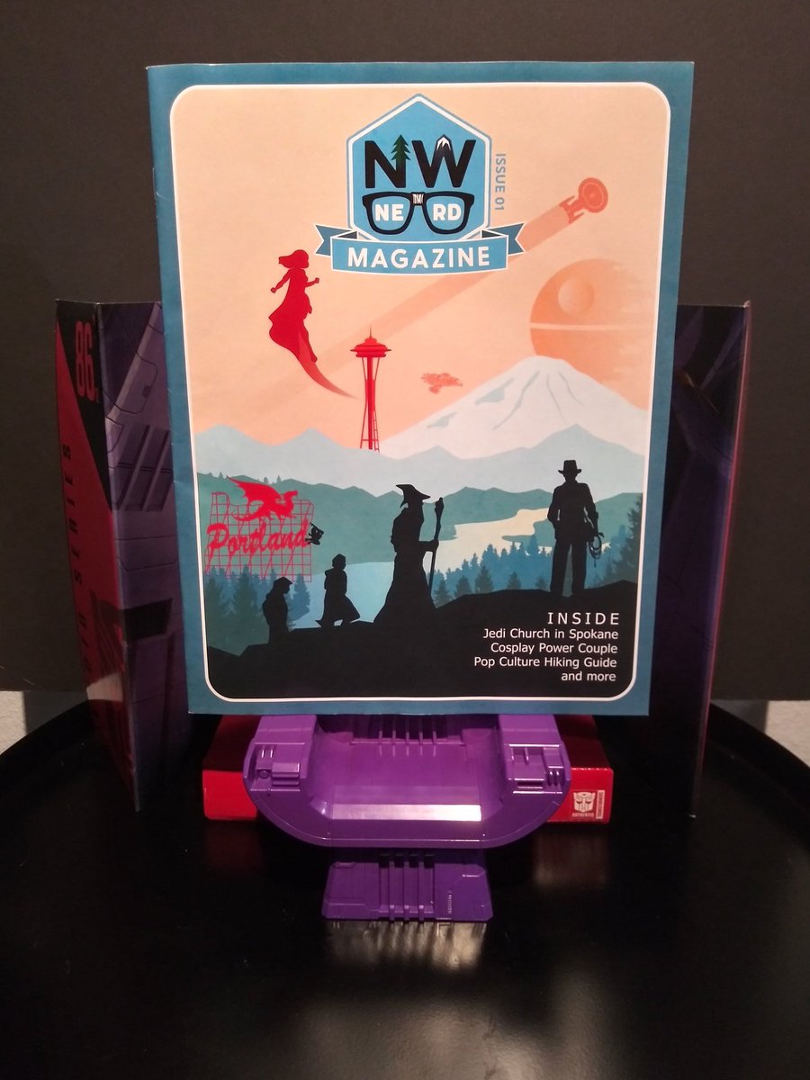 ScreamerChair86's tweet photo. Can the inaugural issue of NW Nerd Magazine sit on Starscream's Throne?

Yes!
And you can get your copy FOR FREE at local geeky hubs around the Pacific Northwest. https://t.co/5UfQem4DFL