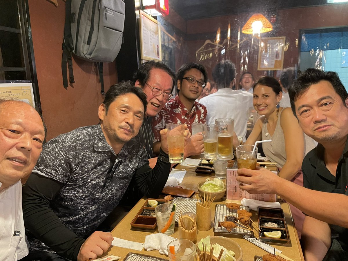 1073tona's tweet photo. 株式会社スマートペイント
ポリウレアの可能性を信じて集まったメンバー。
久しぶりの集合に笑顔とお酒がとまりません。
#ポリウレア #polyurea #smartpaint #smapaint #ライニング工事 #malaria https://t.co/abuWsCup9I