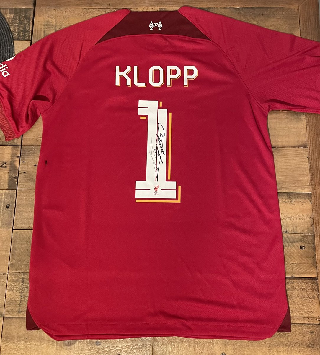 AdamGraphs's tweet image. SIGNED JURGEN KLOPP LIVERPOOL FC 22/23 SHIRTS AVAILABLE