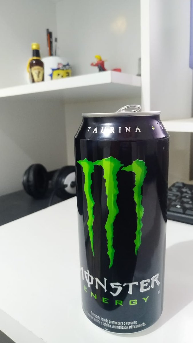 dh_passos's tweet photo. Cliente manda mensagem falando que tem áudio novo na pasta...
VAMO TRABALHAR!!! kkkkkk
#VidaDeEditor https://t.co/zI3fFFknLh